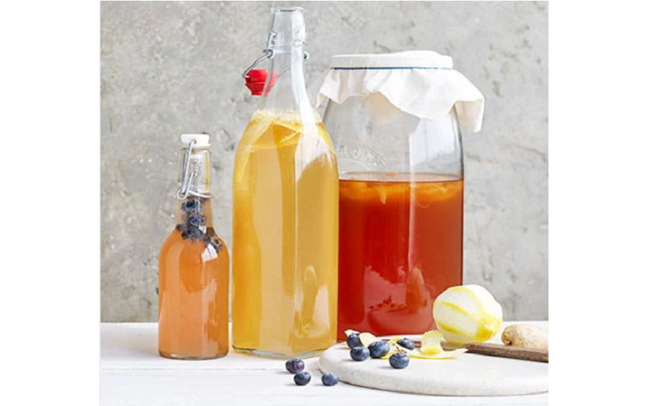 You are currently viewing How To Make Kombucha Tea at Home