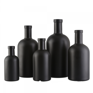 black oslo bottles
