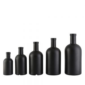 black Oslo bottle in different size