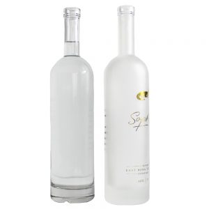 2021 High Quality 1 Liter Glass Liquor Bottles for Vodka Beverage